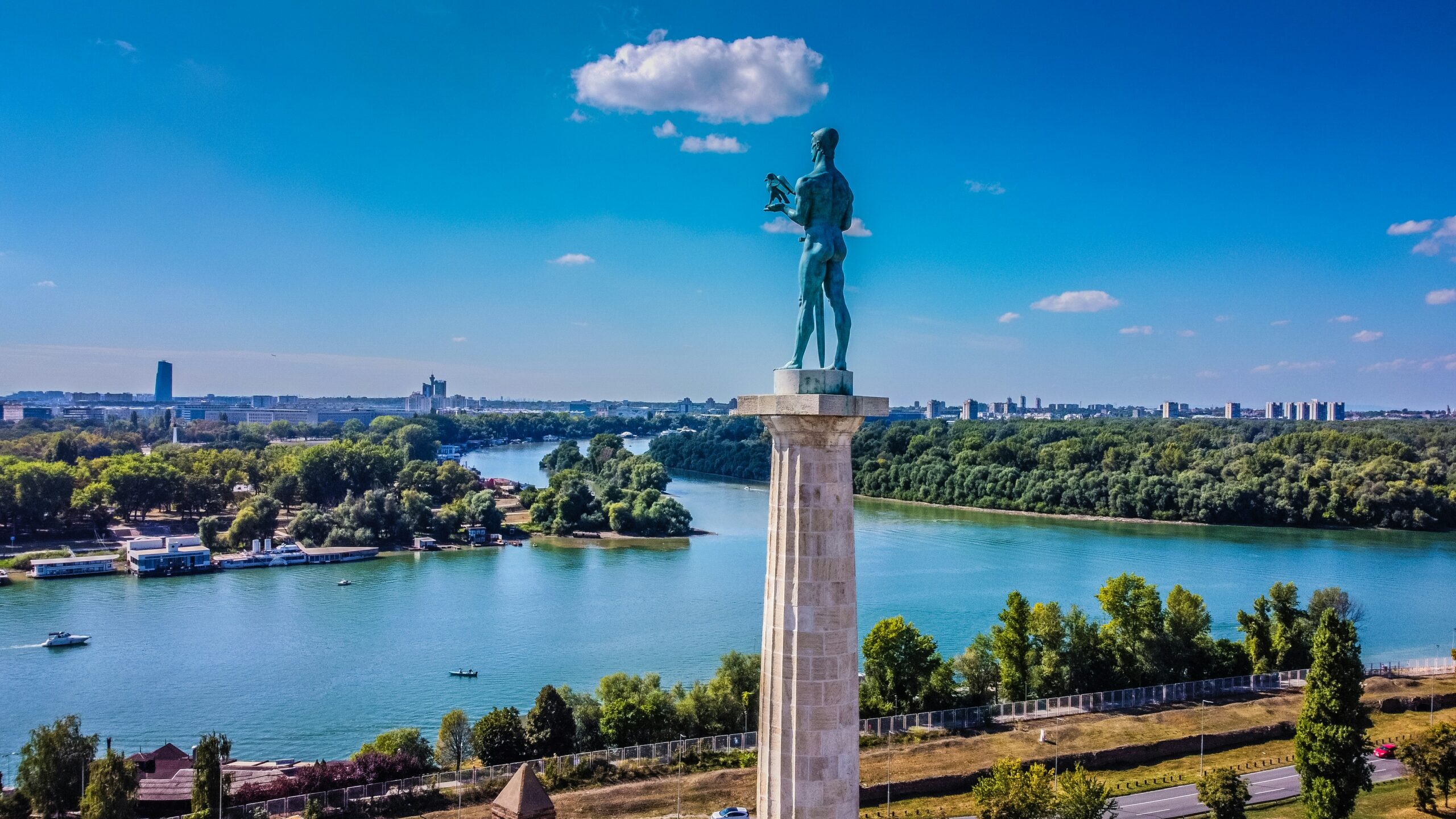 View of Belgrade and the Danube River, highlighting Serbia as a stable European base for tax residency and entrepreneurs